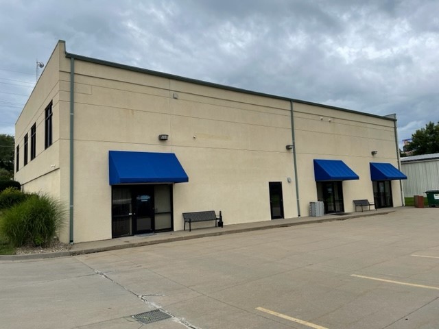 1807 North Woodbine Road, Suite E - LEASE