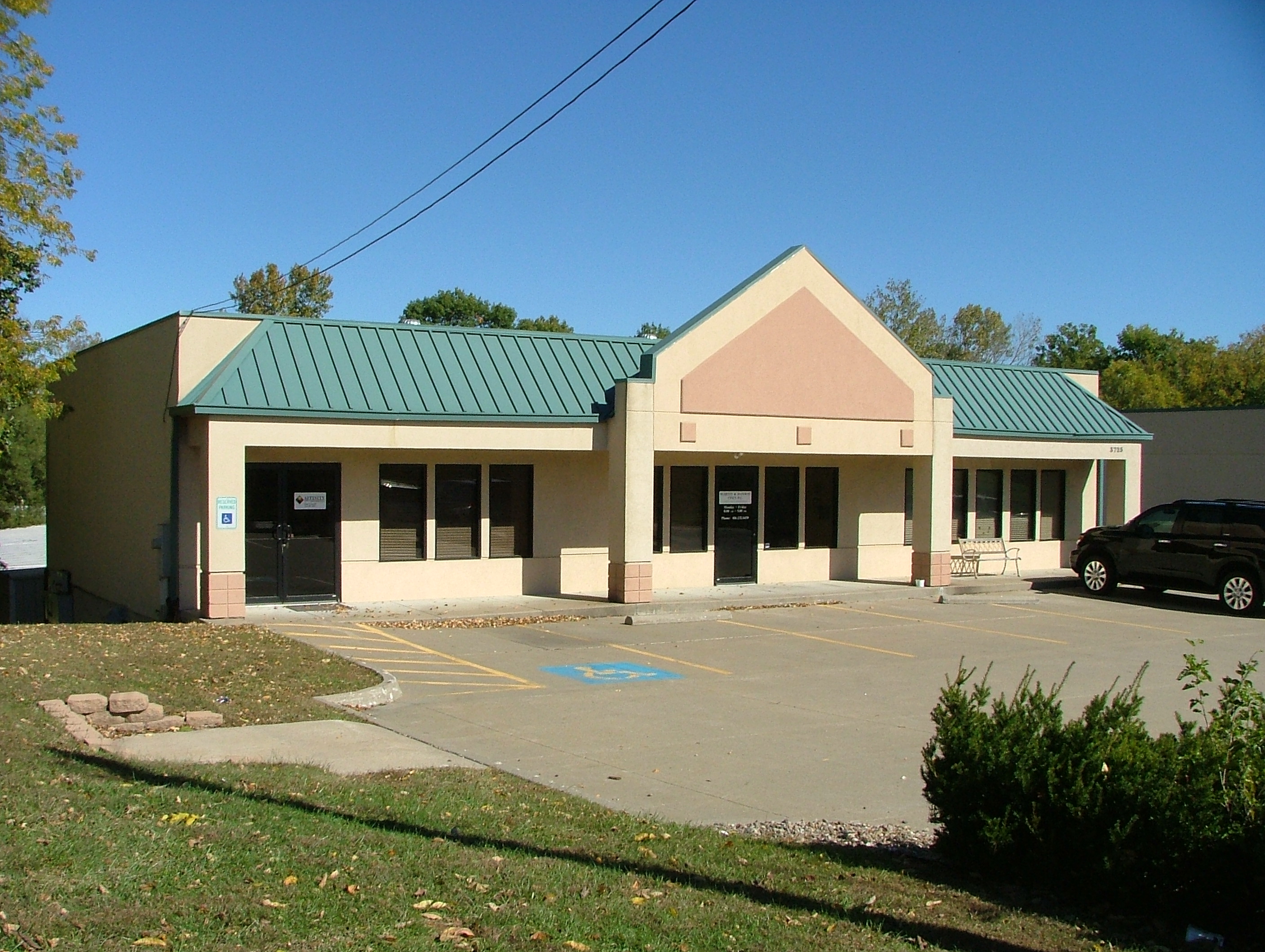 3725 Gene Field Road, Suite B - LEASED